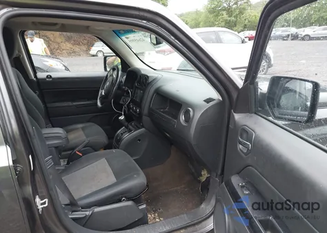 2014 Jeep Patriot Latitude из США, поврежденный, VIN 1C4NJRFBXED793145